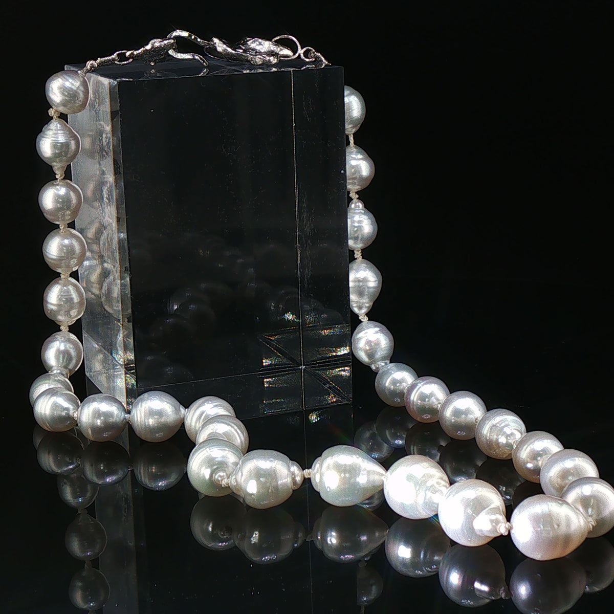 Luminous Baroque White South Sea Pearl Strand