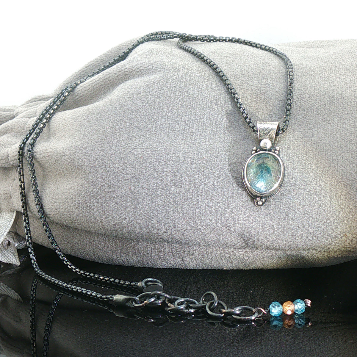 Petite Moss Aquamarine Pendant