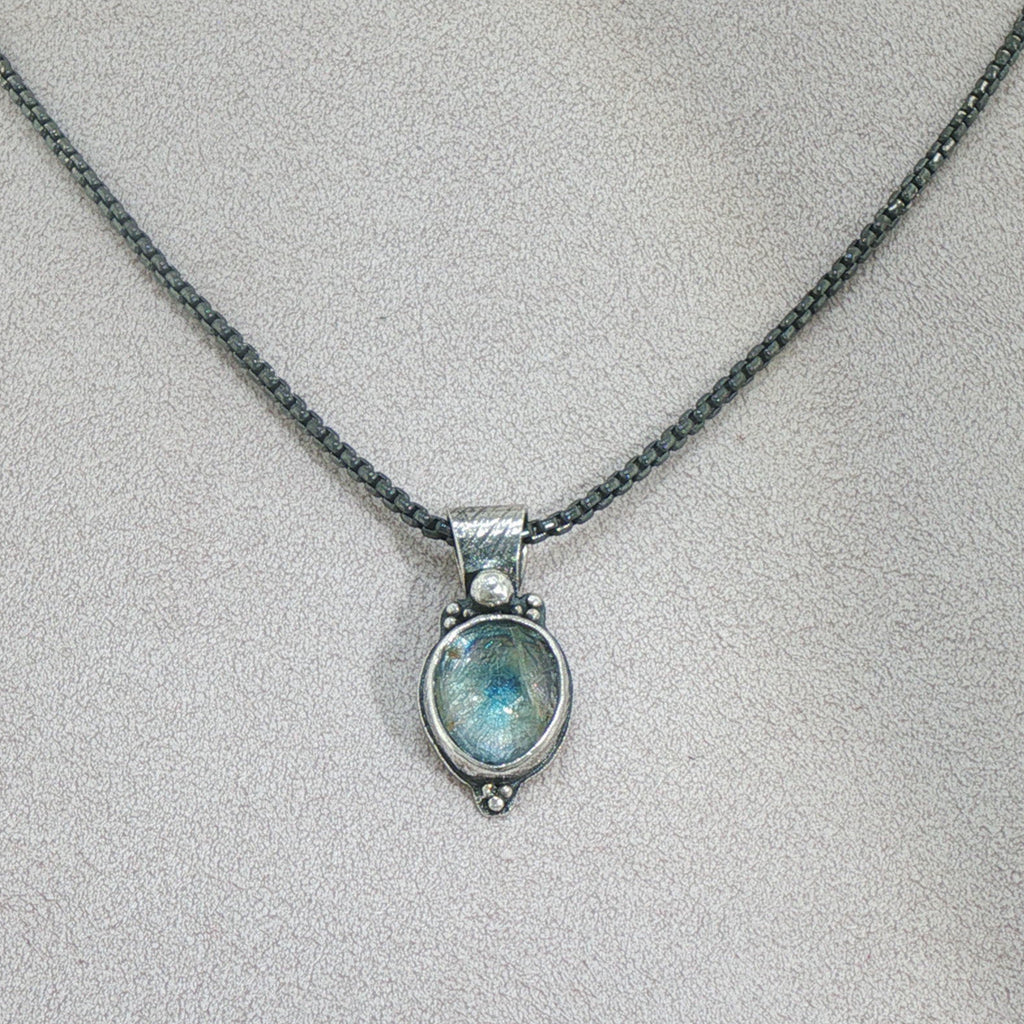 Petite Moss Aquamarine Pendant